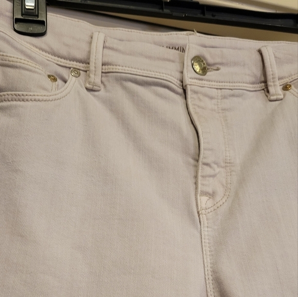 Chico's So Slimming Girlfriend Crop women's Cream colored jeans Size 0 crop - Picture 3 of 6